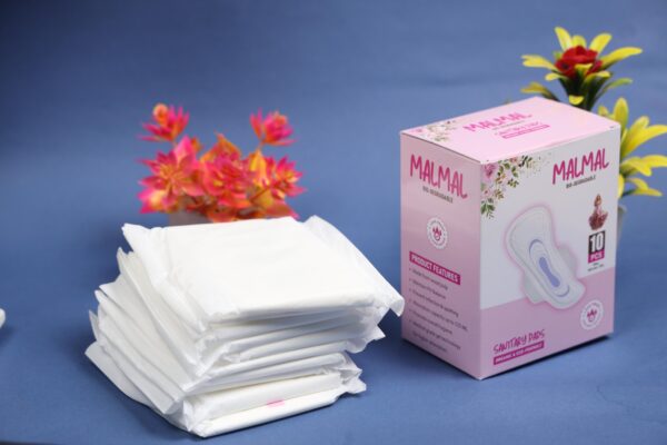 Malmal Ultra-Thin, Soft, Leak-Proof & Rash-Free Sanitary Pads with Wings  | XXL (320 mm) | 10 Pcs