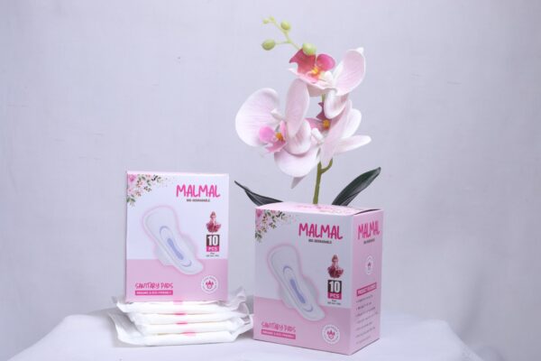 Malmal Ultra-Thin, Soft, Leak-Proof & Rash-Free Sanitary Pads with Wings  | XXL (320 mm) | 10 Pcs